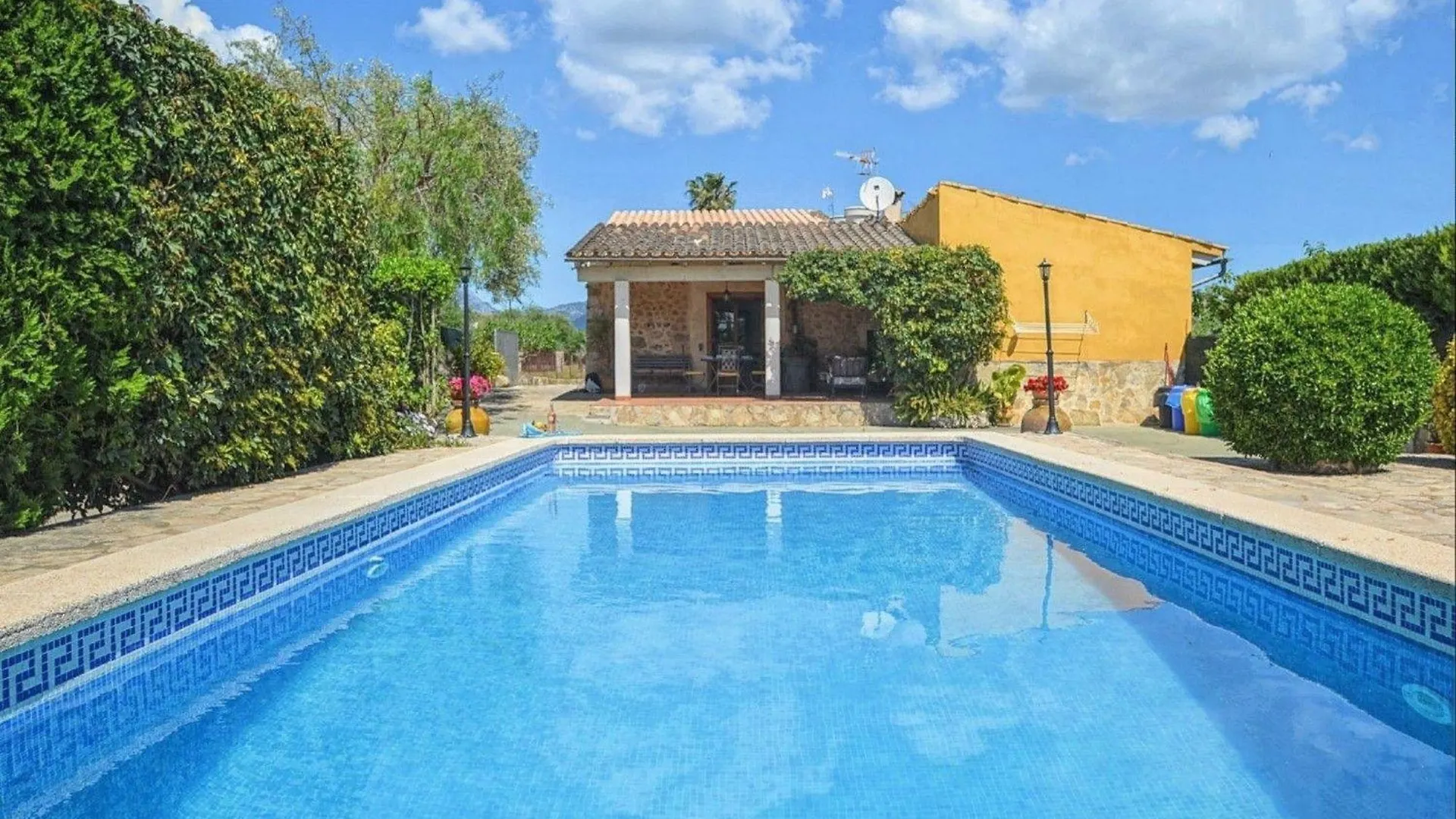 Holiday home Flirty Cottage Mit Pool In Buger Bis Zu 6 Personen