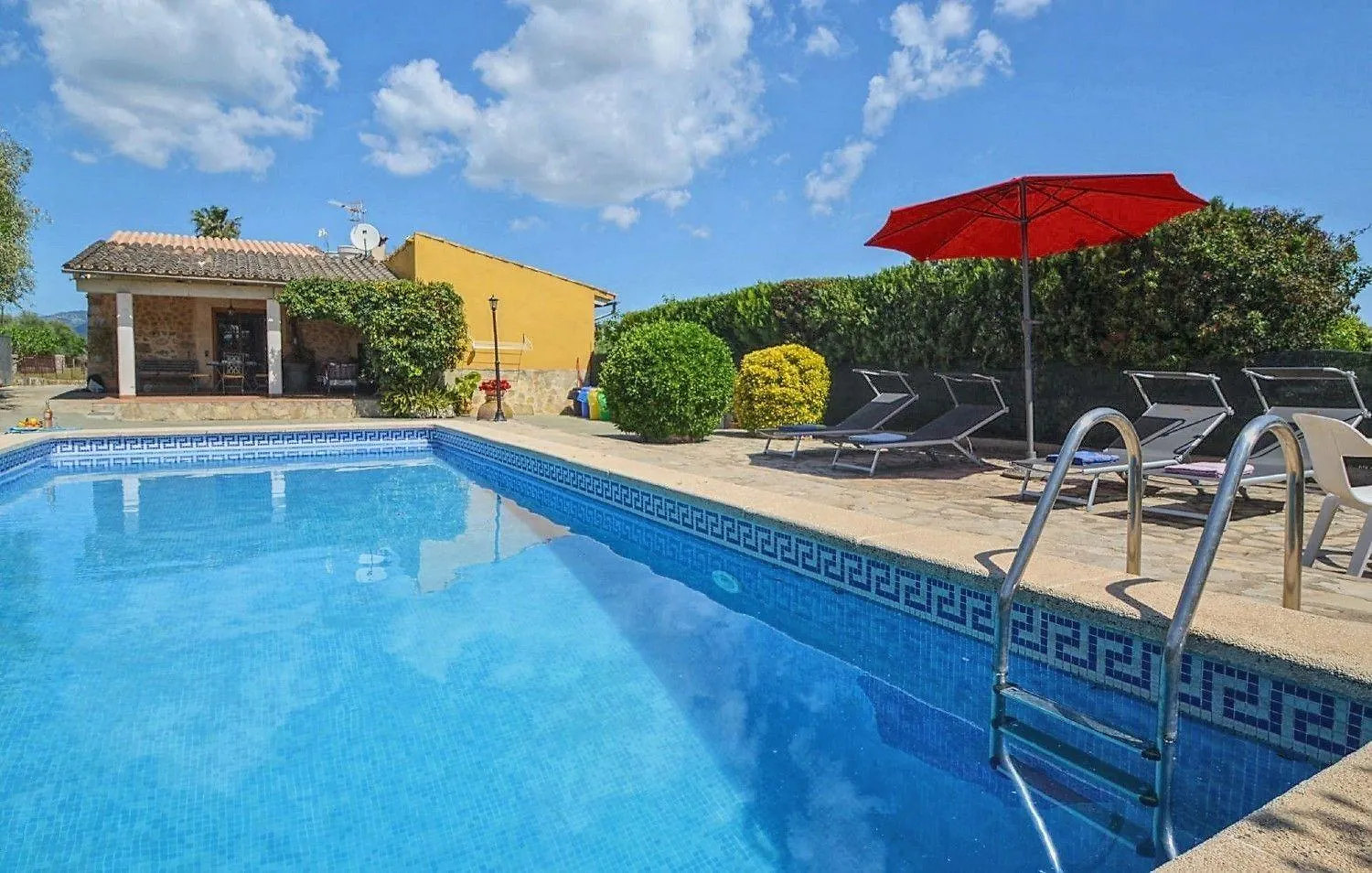 Holiday home Flirty Cottage Mit Pool In Buger Bis Zu 6 Personen Spain