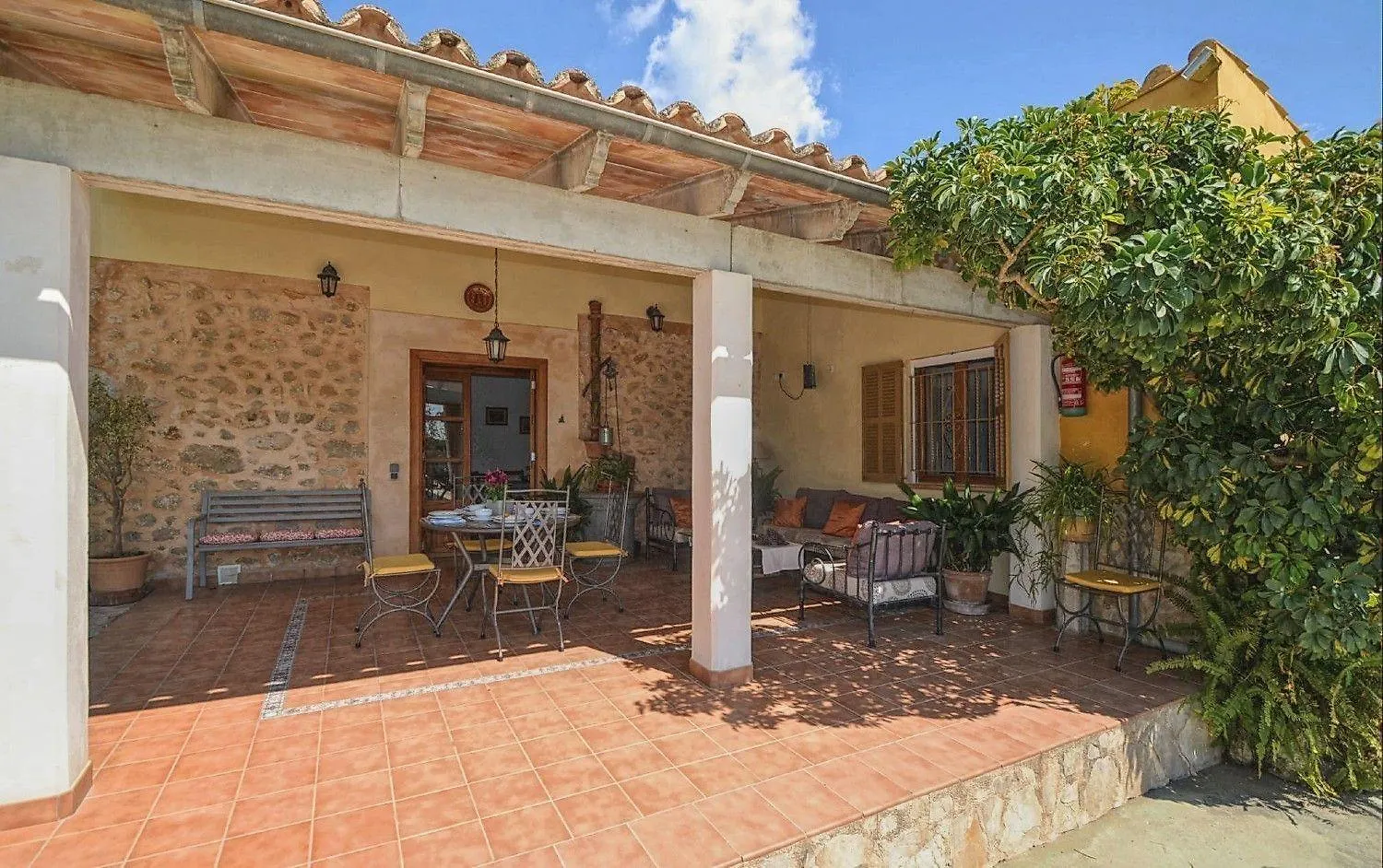 Flirty Cottage Mit Pool In Buger Bis Zu 6 Personen