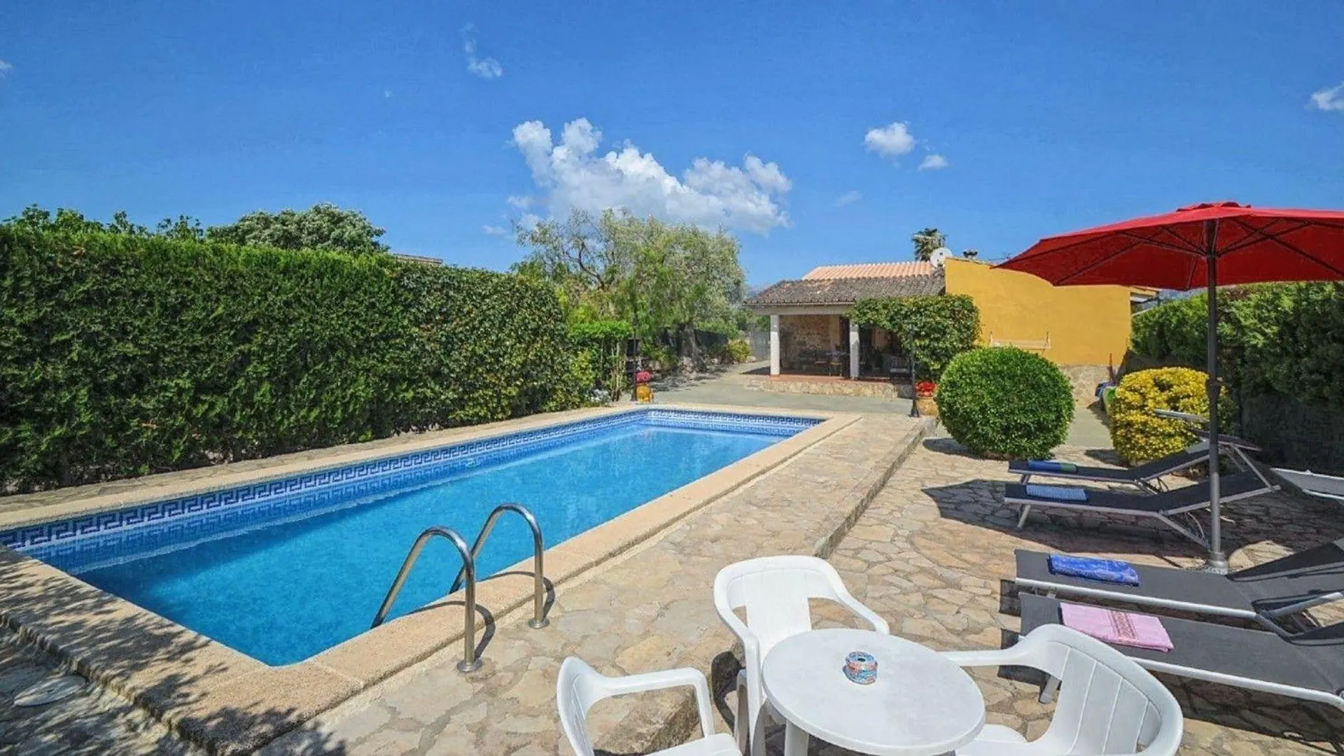 Flirty Cottage Mit Pool In Buger Bis Zu 6 Personen Holiday home